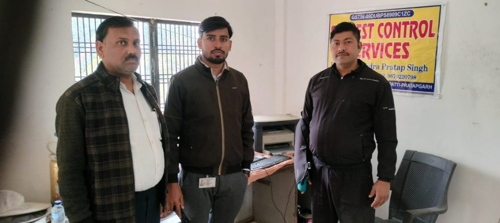 SSS Pest Control Team in Office